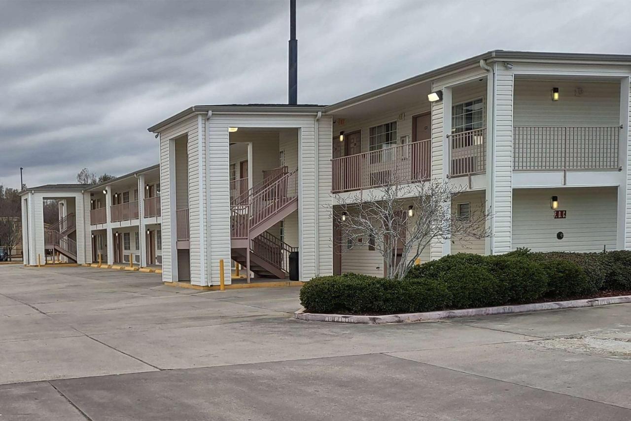 Carom Inn Denham Springs-Batonrouge Extérieur photo